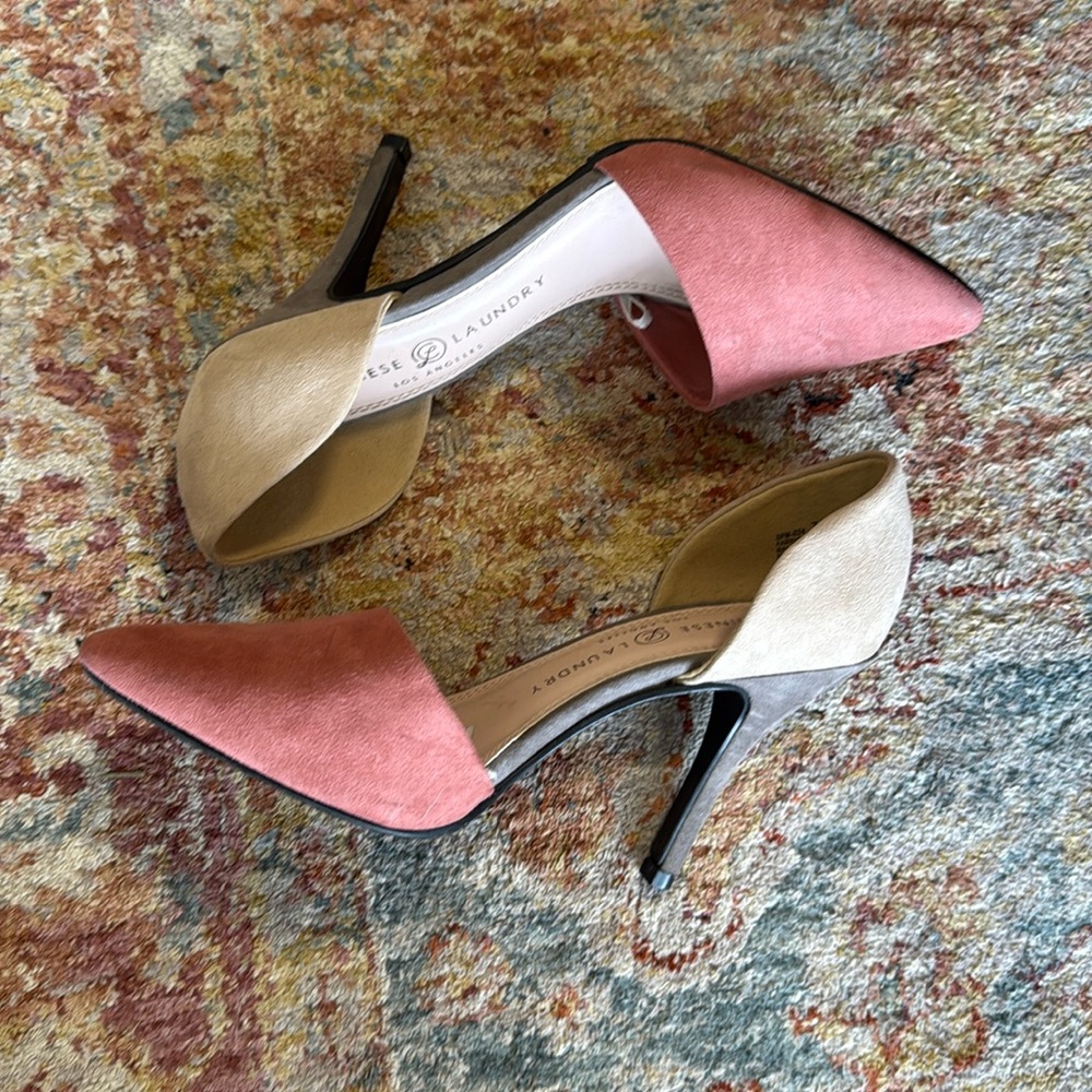 Mauve/Tan Suede Heels